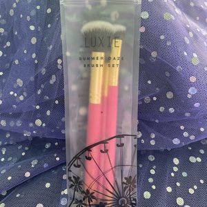 Luxie Summer Daze brush set. Brand new, never used!